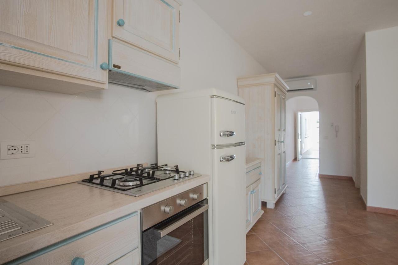Le Residenze Del Golfo Di Orosei Aparthotel Екстериор снимка